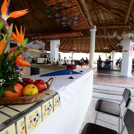 Dolphin Cove Inn Manzanillo Extérieur photo