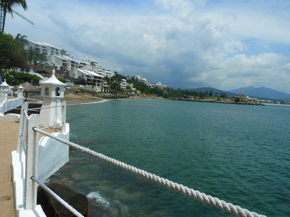 Dolphin Cove Inn Manzanillo Extérieur photo
