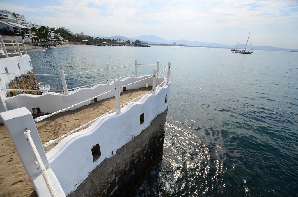 Dolphin Cove Inn Manzanillo Extérieur photo