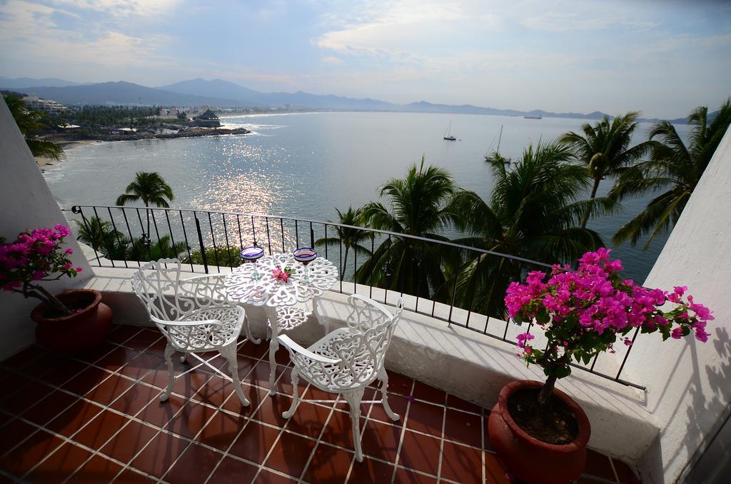 Dolphin Cove Inn Manzanillo Extérieur photo