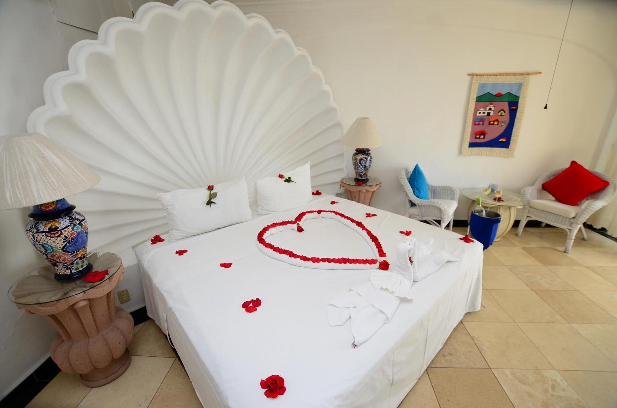 Dolphin Cove Inn Manzanillo Extérieur photo