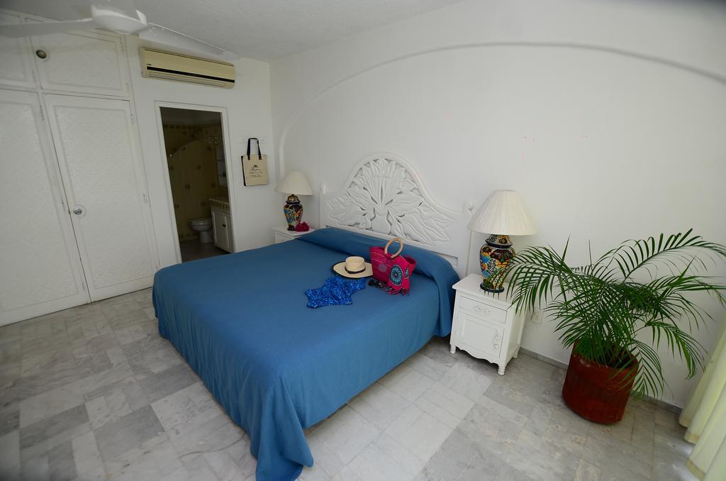 Dolphin Cove Inn Manzanillo Extérieur photo